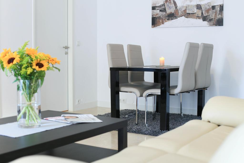 Rafael Kaiser - Paros Apartment - Contactless 24H Check-In Вена Экстерьер фото